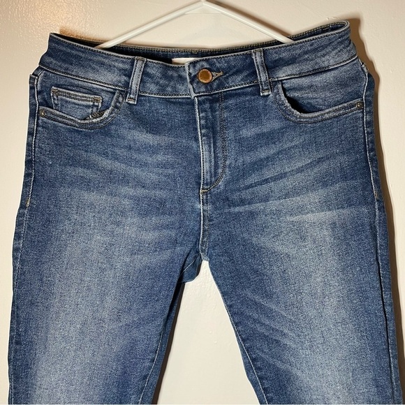 Dl1961 Florence Instascrupt Cropped Distressed Jean size 27 in color Harbor - Picture 3 of 6